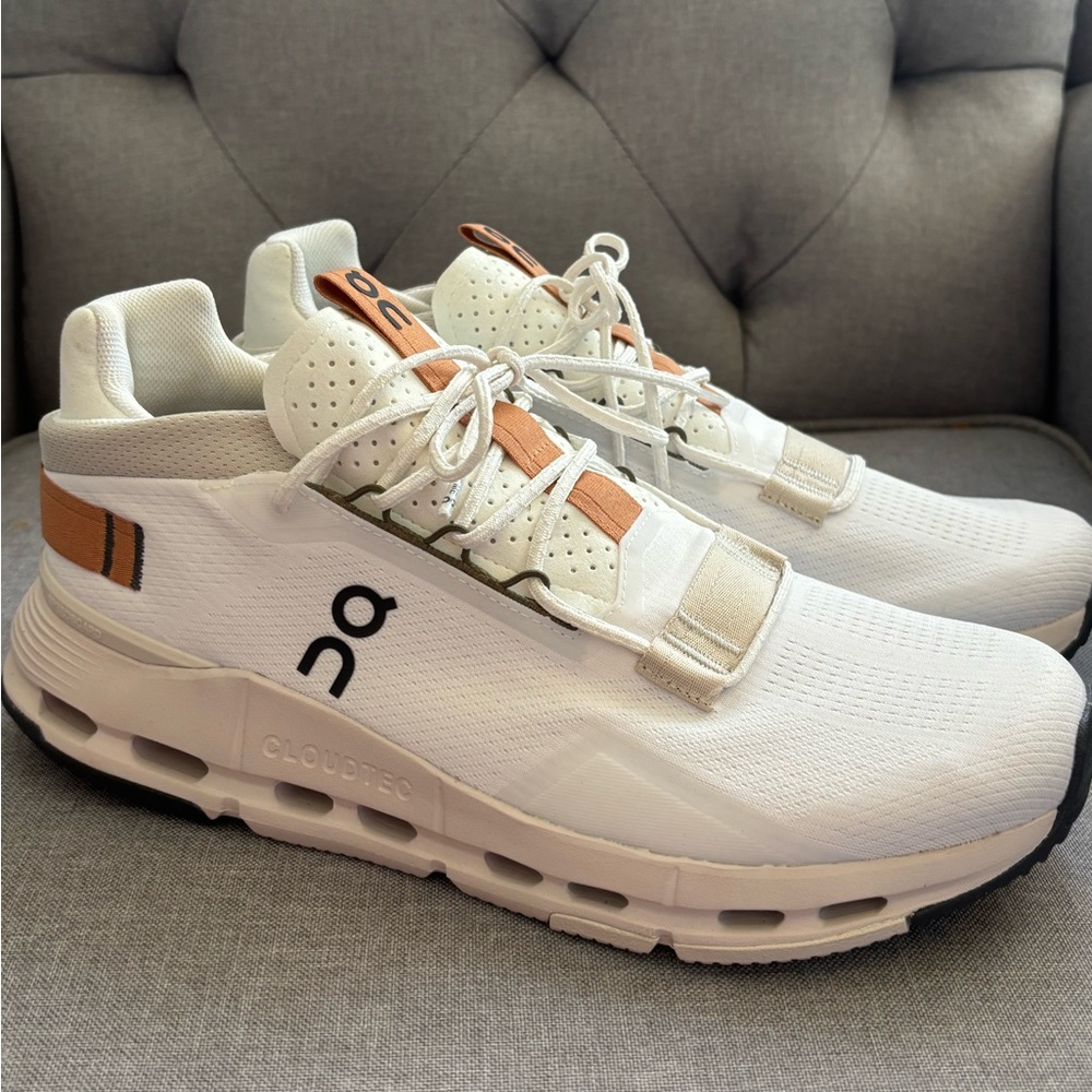 On Running Men's White and Tan Sneakers
Brand new never worn!